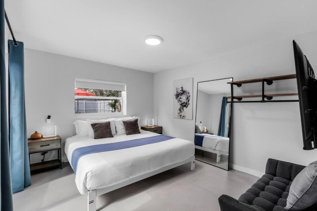 Stylish 4 Bedroom With Pool, 12 Minutes To The * Miami